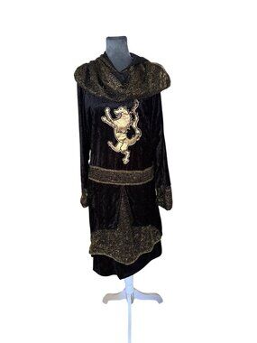 Medieval-Style Black & Gold Costume With Lion Crest & Hooded Design Size L